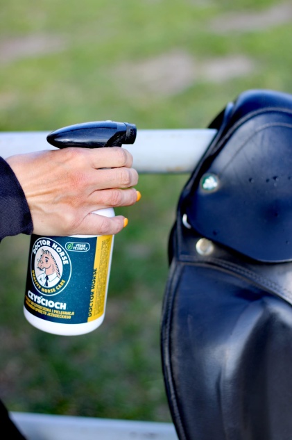 Czyścioch - Preparat do czyszczenia i pielęgnacji skórzanego sprzętu jeździeckiego 500ml